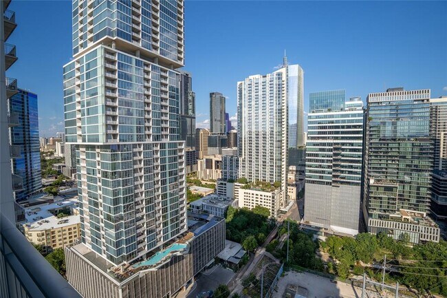 Photo - 222 West Ave Unidad 2505 Rental