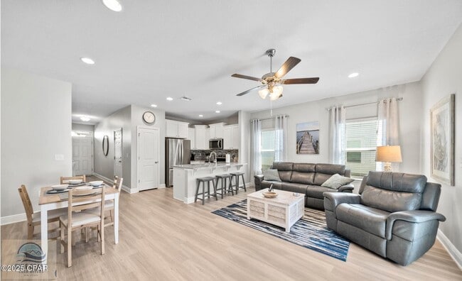 Photo - 7662 Shadow Lake Dr