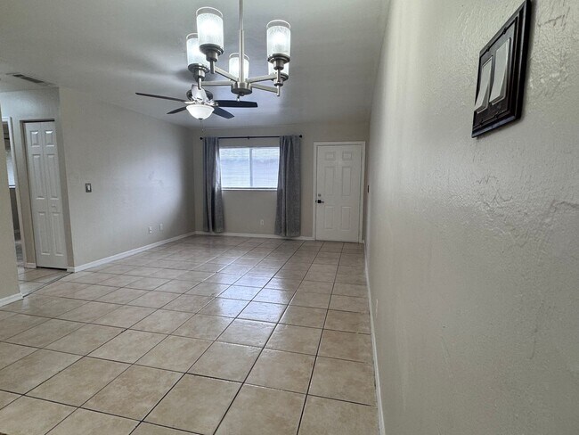 Photo - ANNUAL RENTAL - ARLINGTON PARK 2 BED/2 BATH
