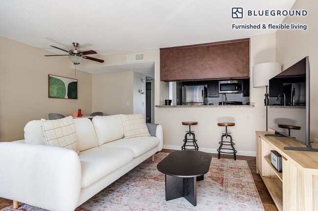 Photo - 611 N Howard St Unidad FL1-ID1319