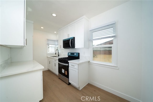 Photo - 1050 Cedar Ave