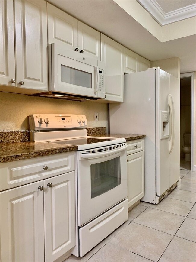Photo - 20930 SW 87th Ave Unit 201
