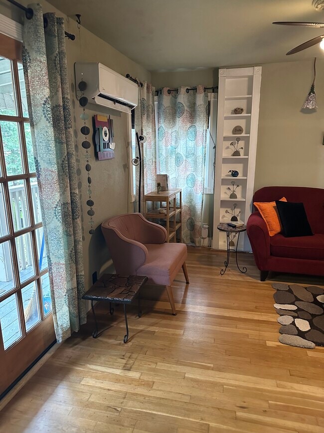 Photo - 1313 Marion St NE Unit Charming Historic Victorian
