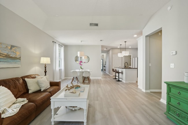 Photo - 100 Princess Dr