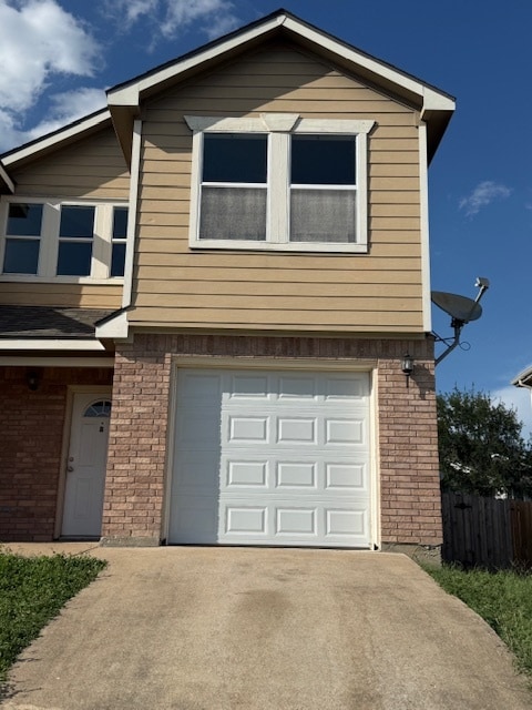 Building Photo - 725 Claremont Pkwy Rental