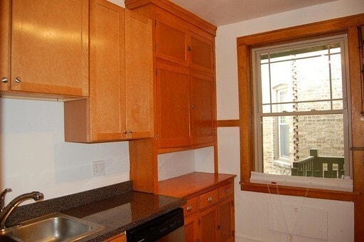Photo - 1700 W Touhy Ave Unit 08-G