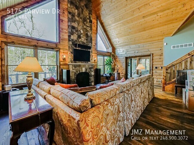 Photo - 5175 Parview Dr