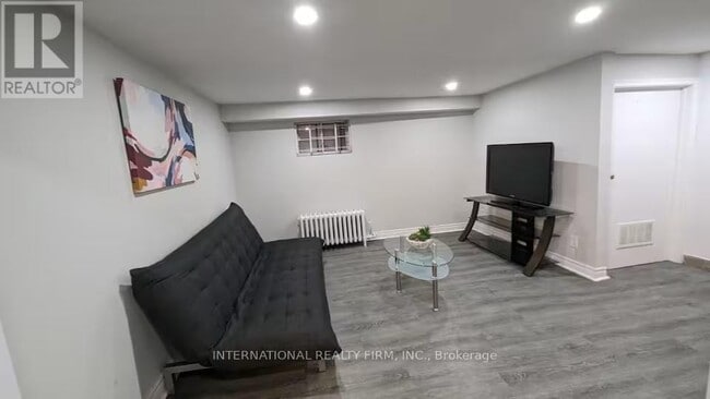 Photo - 47 Maxwell Ave