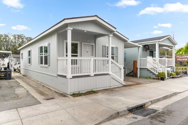 Photo - BRAND NEW HOME IN THE PLEASURE POINT AREA OF SANTA CRUZ. $3,750 Per Month
