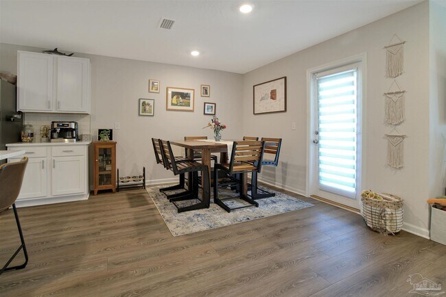 Photo - 951 Lovebird Ct