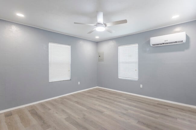 Photo - 1016 S Chester St