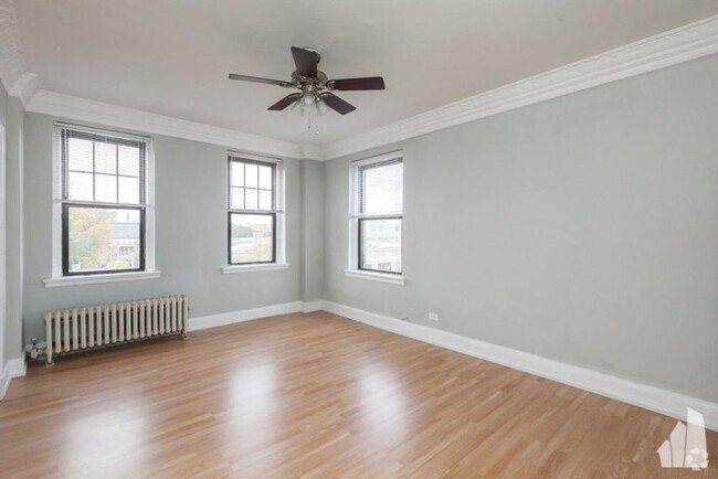 Building Photo - 1 bedroom in Chicago IL 60613 Unit 508 Rental