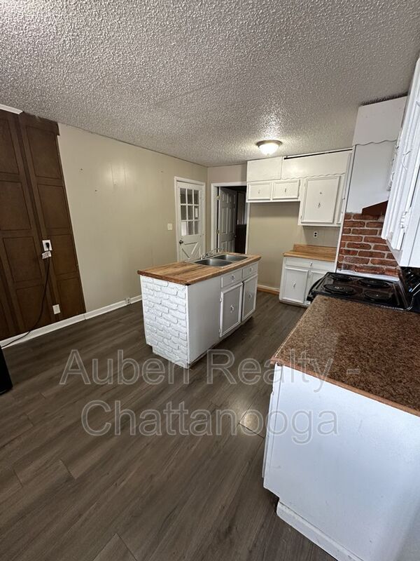 Photo - 2406 12th Ave