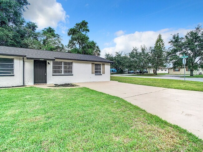 Photo - 1525 Swordbill Dr