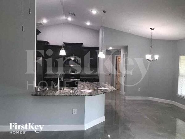 Photo - 2903 13th St W