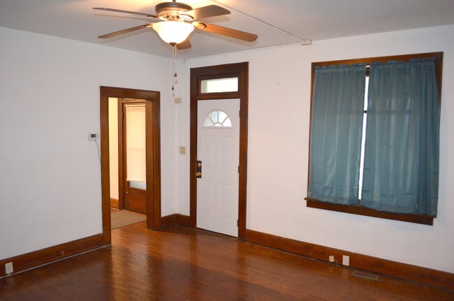 Photo - 3 Jacobs Ave Unit B