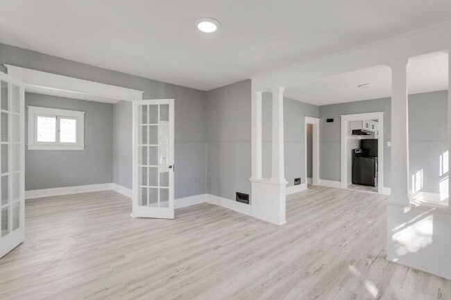 Photo - Renovated 4 bedroom/1bath available 11/2025.