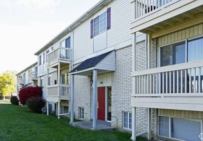 Photo - Sterling Pointe Apartments