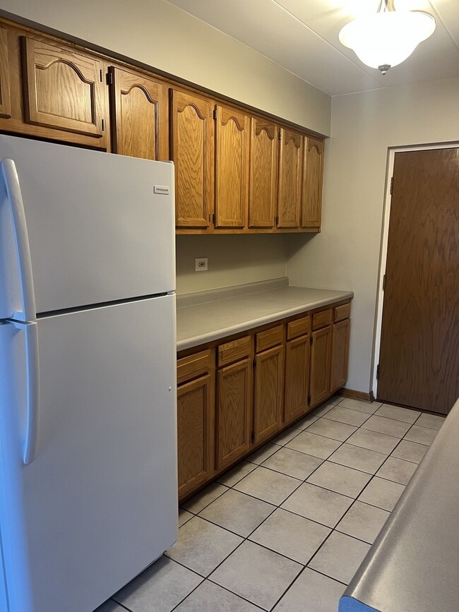 Photo - 4754 W 101st St Unit 3B