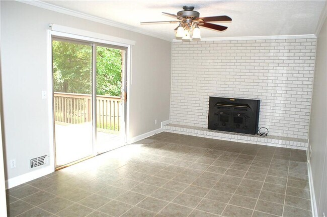 Photo - 6725 Ridge Moore Dr NW