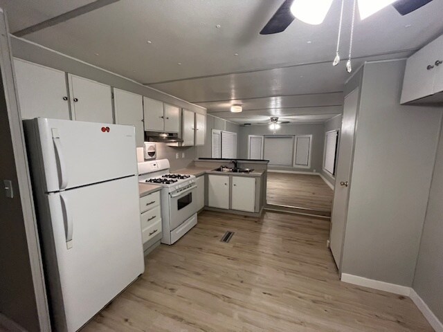 Photo - 406 Bennett St