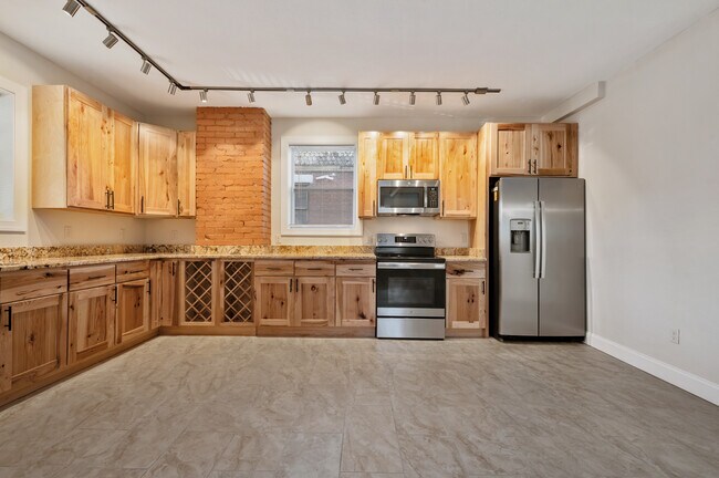 Photo - 6736 McPherson Blvd