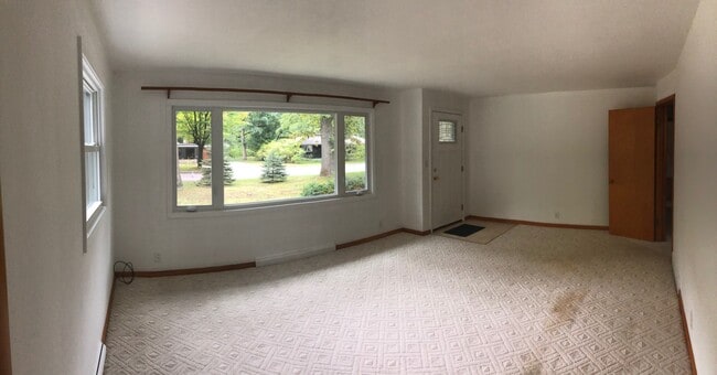 Photo - Spacious 3BR Home on Quiet Cul-de-Sac – Minutes from Downtown TC!