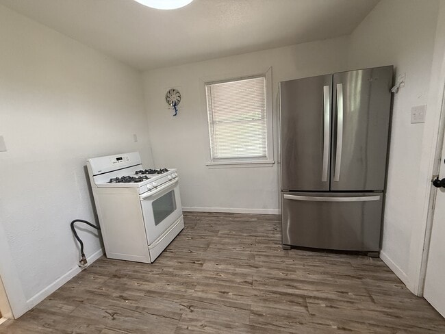 Photo - 710 F St NW