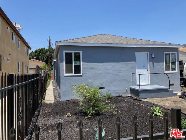 Building Photo - 161 W 93rd St Rental