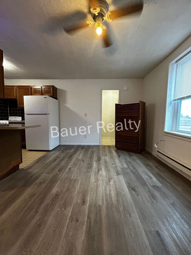 Photo - ab43 (Bauckman lease only) Unit Apt. 3