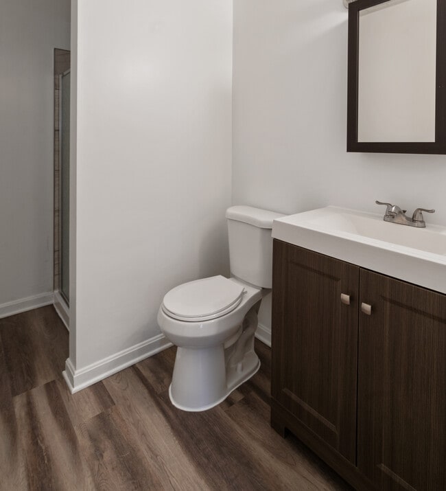 Photo - 18420 Lotus Ct Unidad 204