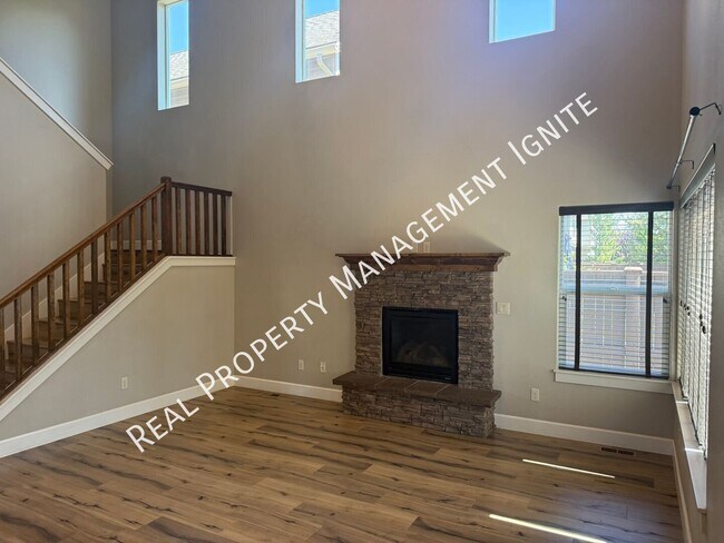 Photo - 21365 NE Evelyn Pl