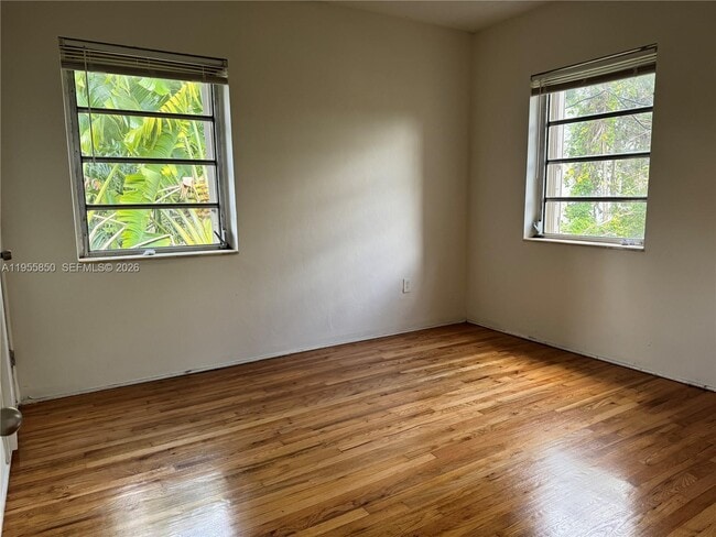 Photo - 1431 SW 37th Ave Unit 4