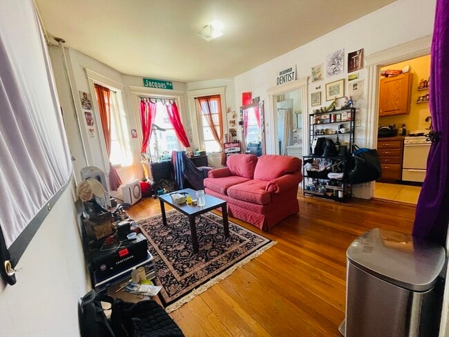 Building Photo - 11 Tetlow St Unit 47 Rental