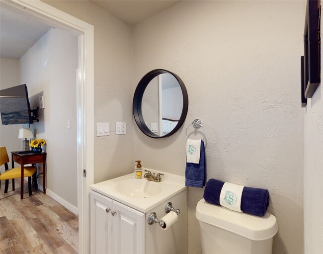 Photo - 4507 W Bayshore Dr