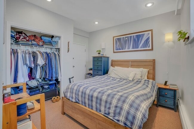 Photo - 344 Harvard St Unit B