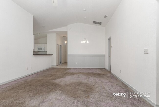 Photo - 923 Sandy Ridge Dr