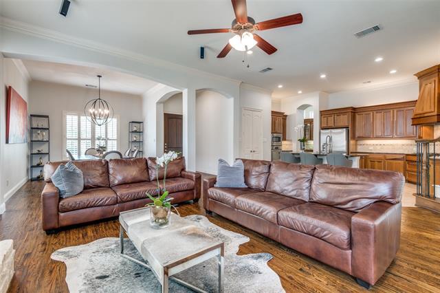 Photo - 8237 Inverness