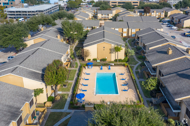 Aerial - Shadow Creek Rental