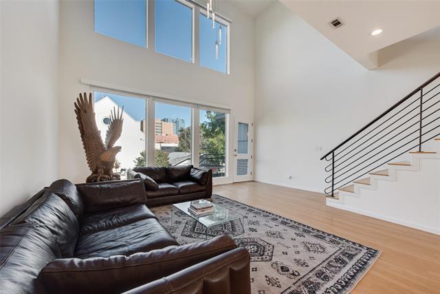 Photo - 959 W Bluff St Unit 105