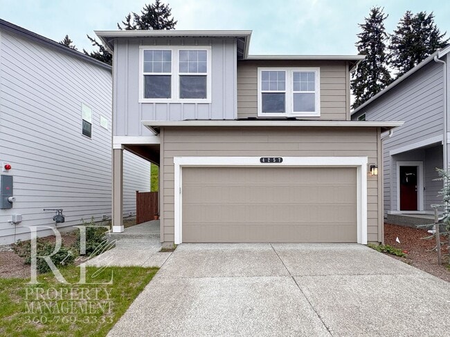 Building Photo - Bright 2024-Built Home with Modern Finishes & Fully Fenced Yard