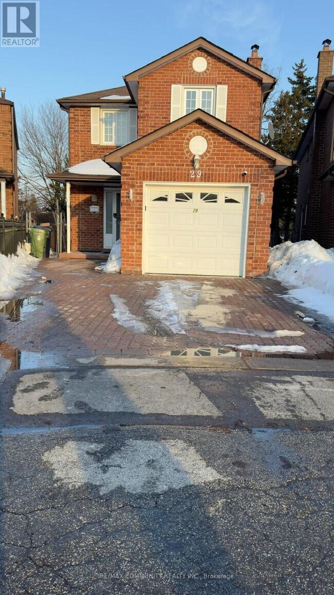 Photo - 29 Mansewood Gardens