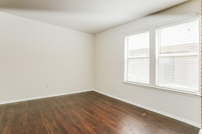 Photo - 5608 Cougar Dr Unidad 107