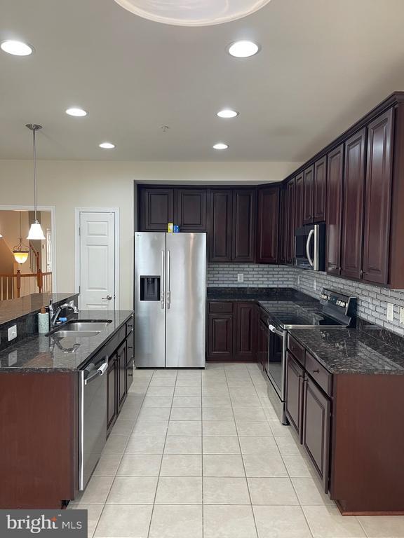 Photo - 7287 Elkridge Crossing Way