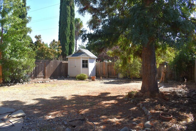 Photo - 8935 Bertwin Way