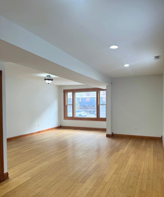 Photo - 1814 W Pershing Rd