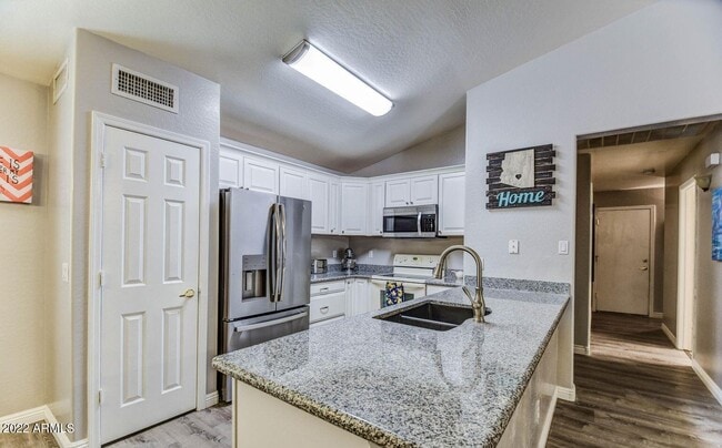 Photo - 2046 N Parish Ln