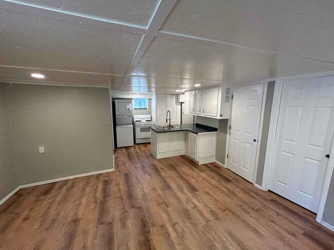 Photo - 2019 W Cucharras St