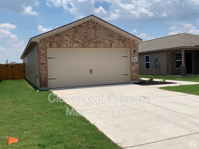 Building Photo - 712 Shoal Crk Rental