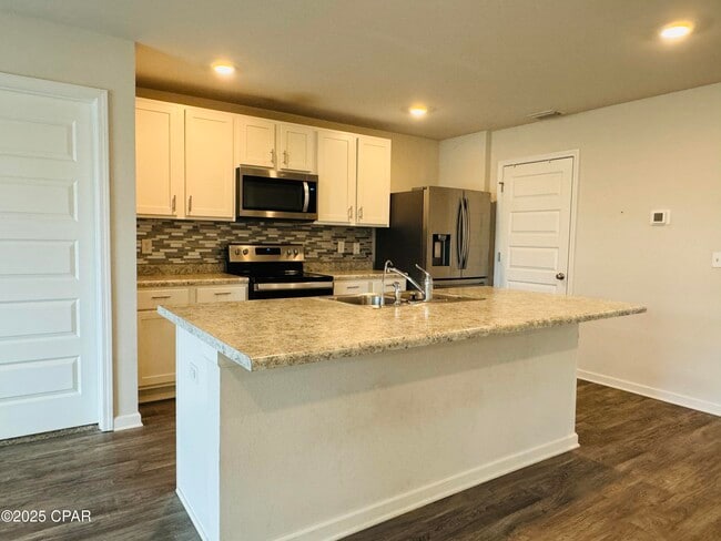 Photo - 4011 Silver Spur Rd